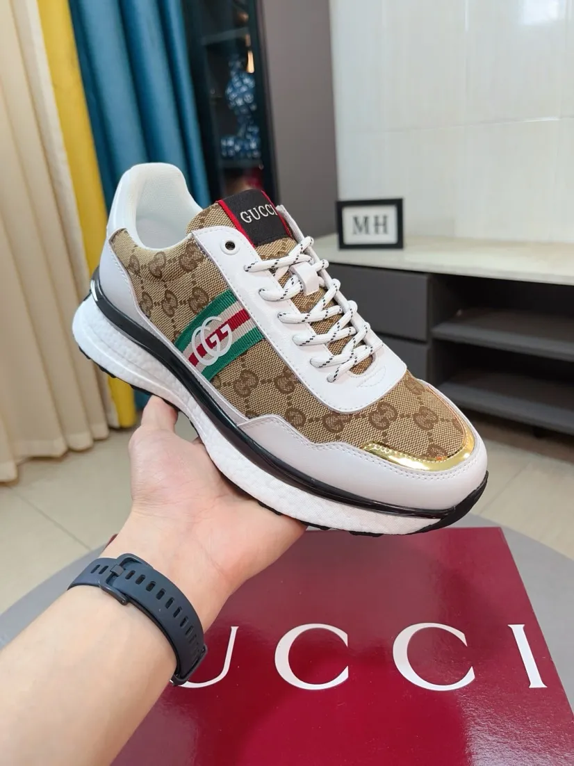 Men's shoes 💰458🌹🌹GUCCI [Gucci] New high-end brand of men's shoes, the latest fashionable casual men's shoes, trendy and versatile, relaxed and sporty style, uppers imported from Italy, first-layer cowhide, genuine leather lining, and ultra-fine workmanship. Original personalized fashionable rubber wear-resistant outsole, light and comfortable on the foot, size 38-44